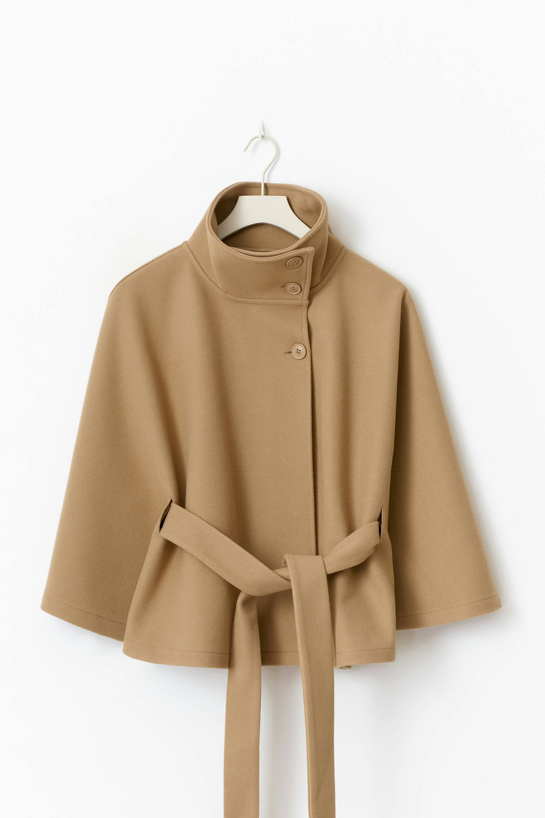 Clémence Cape Veste – Élégante veste ceinturée oversize