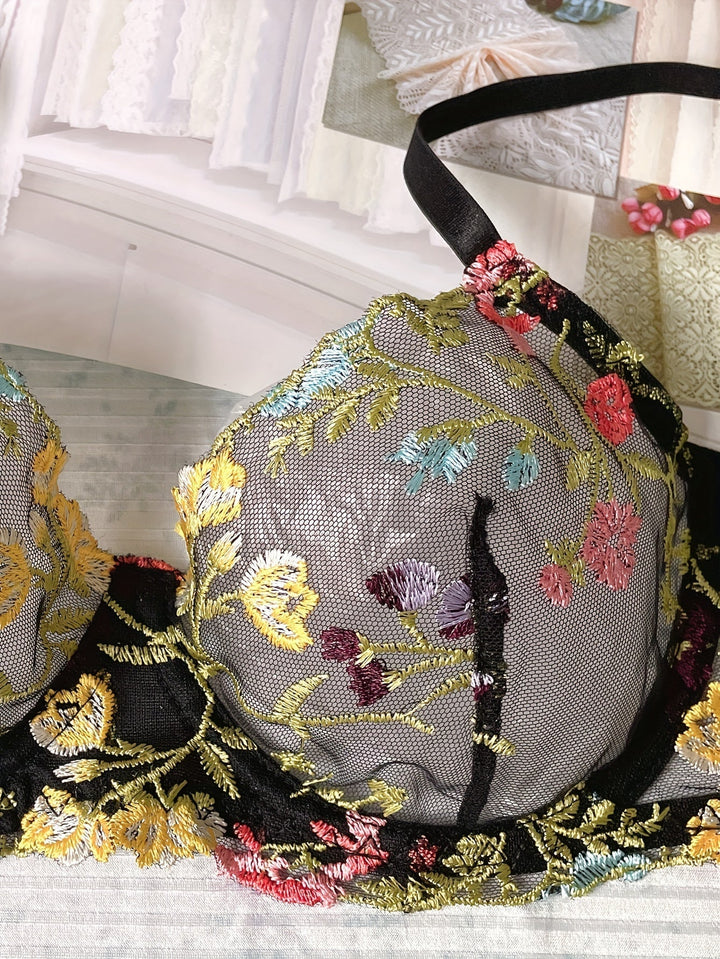 Elegant Embroidered Mesh Lingerie Set with Adjustable Fit