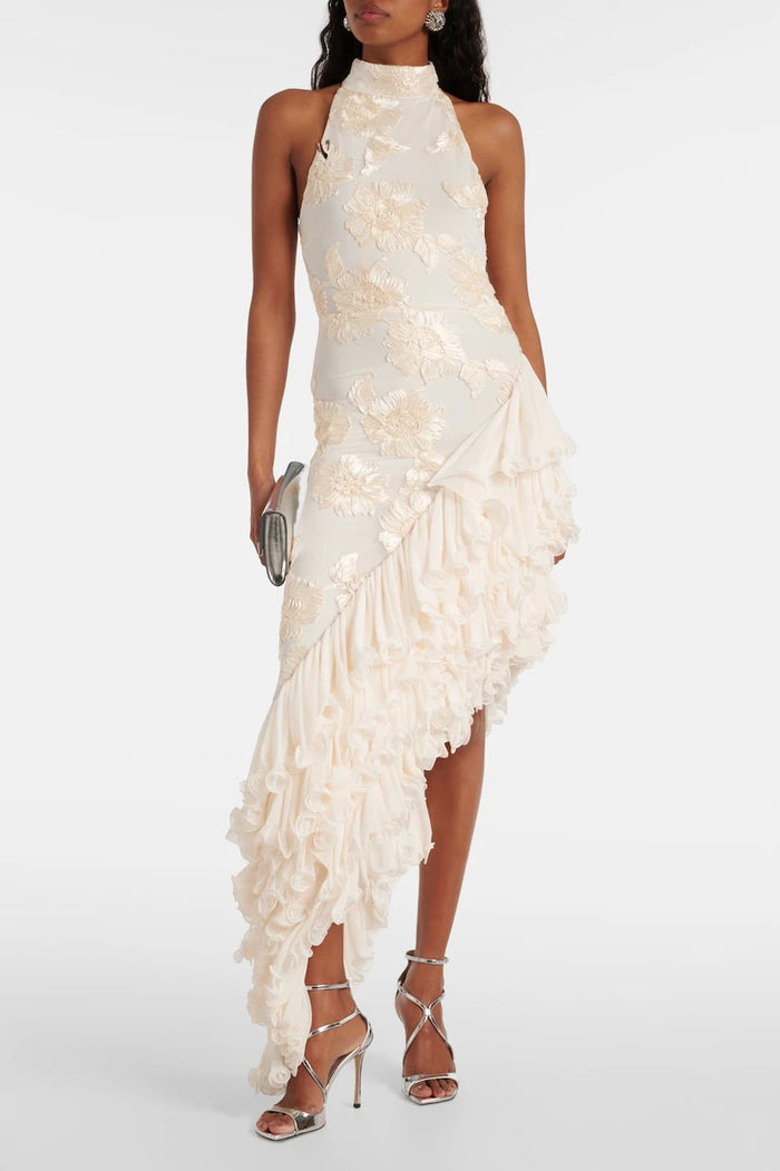 Robe maxi ivoire fleurie à volants – Élégante et asymétrique