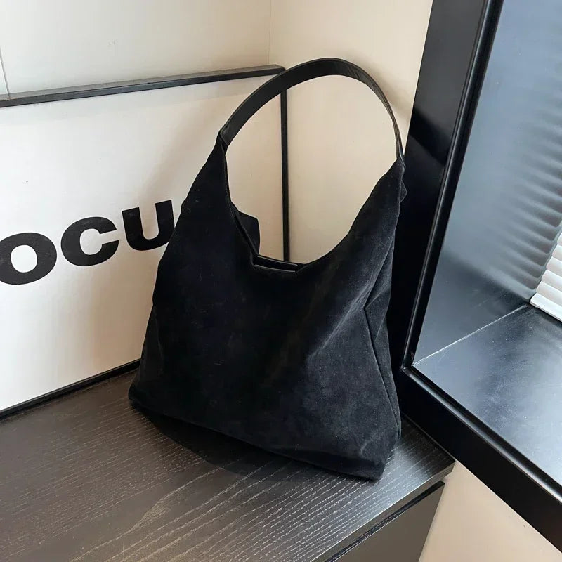 Sac Nora – Cabas en daim doux et stylé